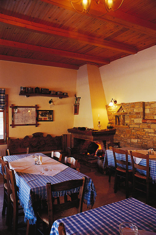Petrini Gonia Aparthotel Livadherón Buitenkant foto
