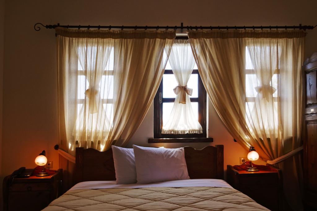 Petrini Gonia Aparthotel Livadherón Buitenkant foto